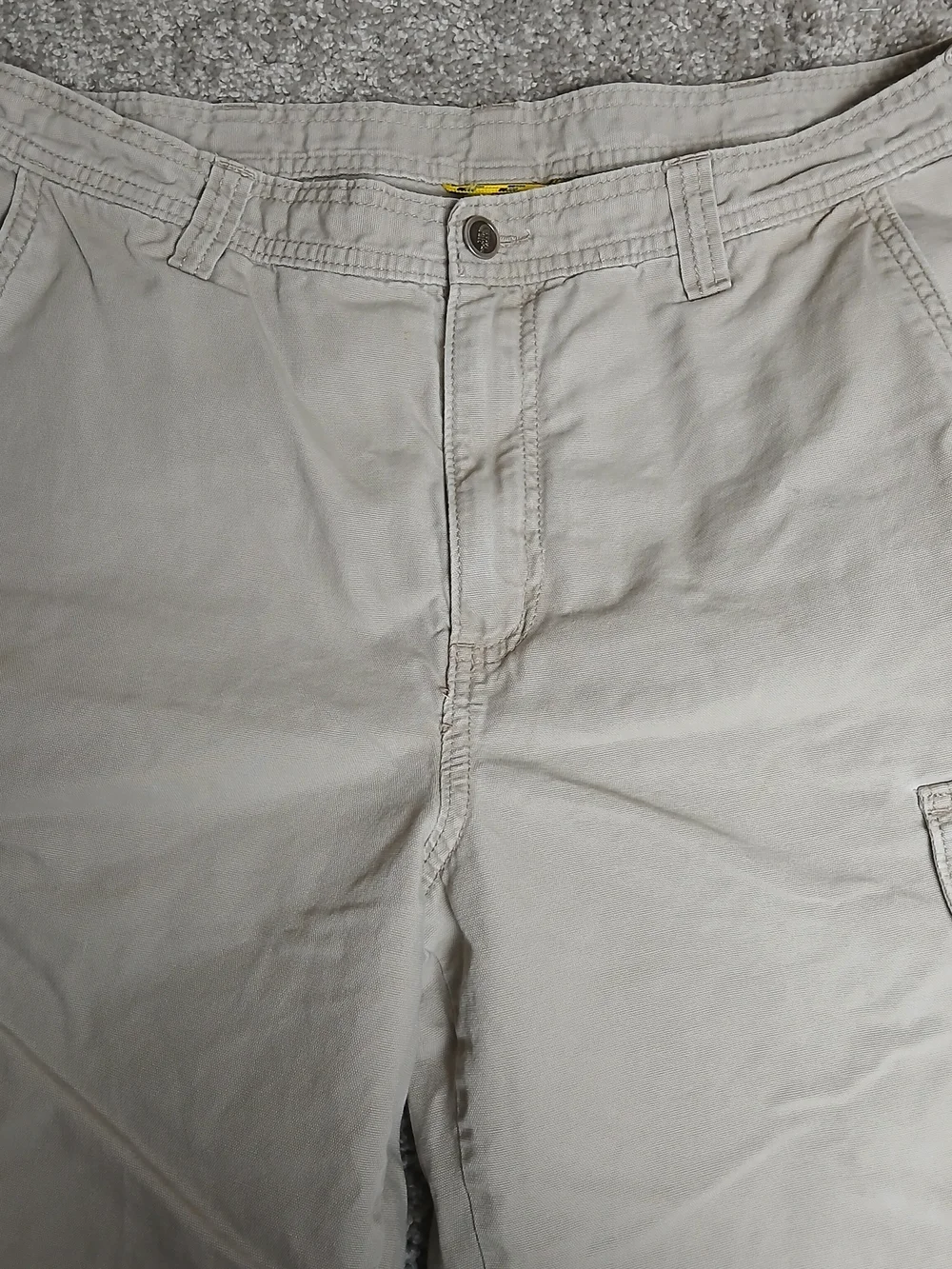 The North Face‎ Pants - Beige Cargo Pants for Men - Size 34 Short